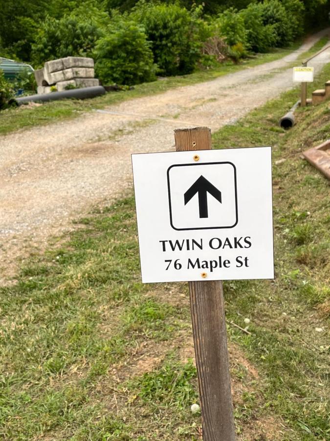 Twin Oaks Villa Bryson City Exterior photo